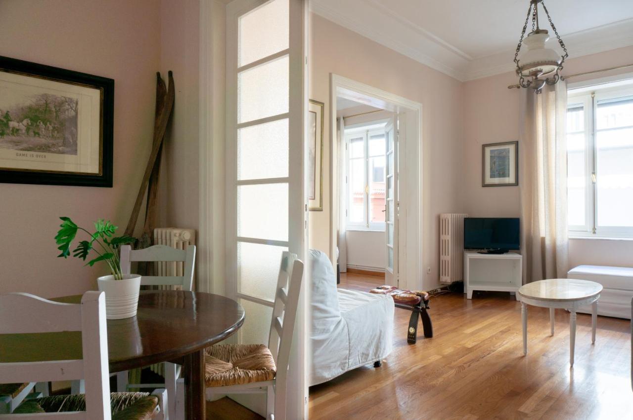 Hadrians Den In Heart Of Plaka By Jj Hospitality Διαμέρισμα Αθήνα Εξωτερικό φωτογραφία